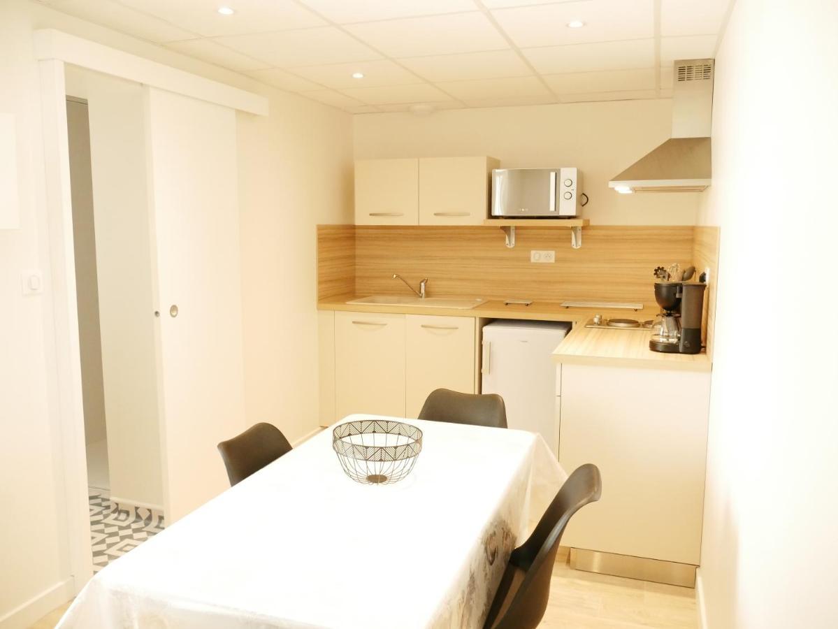 Appartement Avec Chambre - Entree Spa Incluse Bourbon-Lancy Exterior foto
